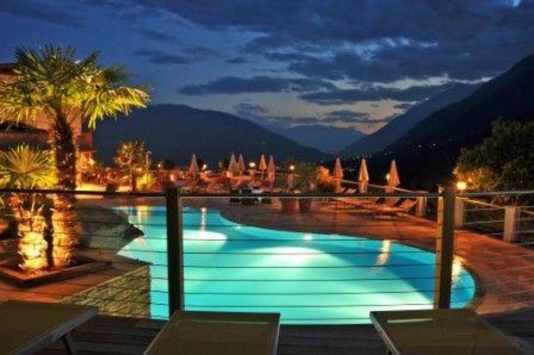 Pool im Abendlicht Hotel Panorama