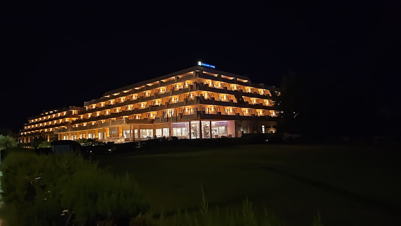 Außenansicht Hotel Mariant Park