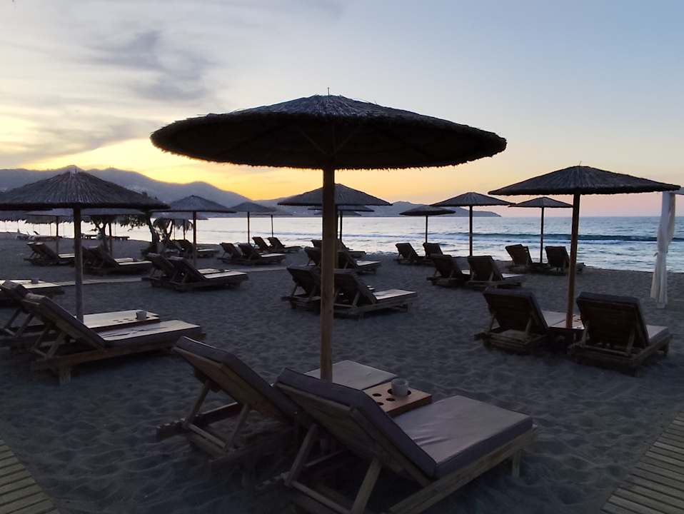 Strand Paralos Lifestyle Beach