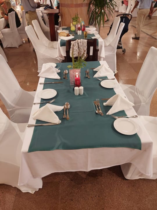 Gastro Three Corners Happy Life Beach Resort