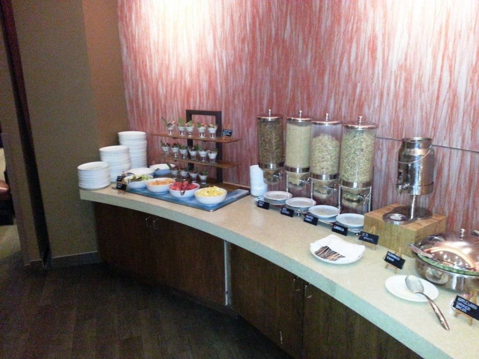 Frühstück The Palms Hotel & Spa