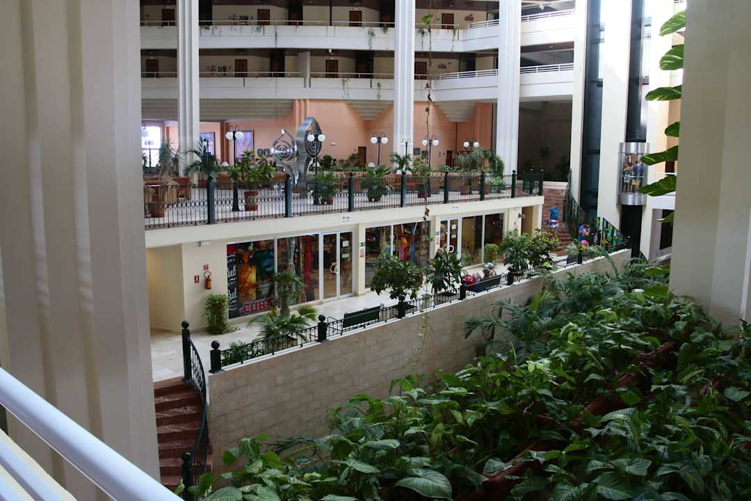 Einkaufsmöglichkeiten Blau varadero - Adults only