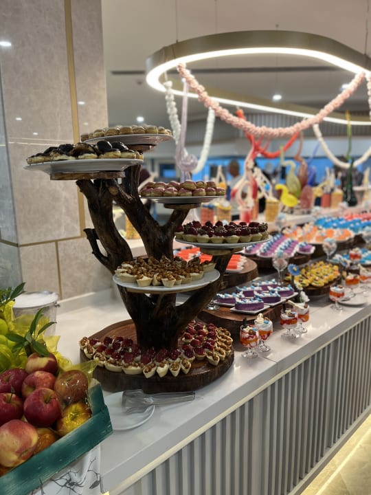 Gastro Iz Flower Side Beach Hotel