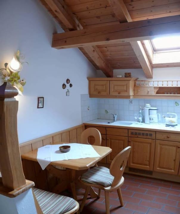 Die 9 m² große Küche der Ferienwohnung Hotel Rupertus