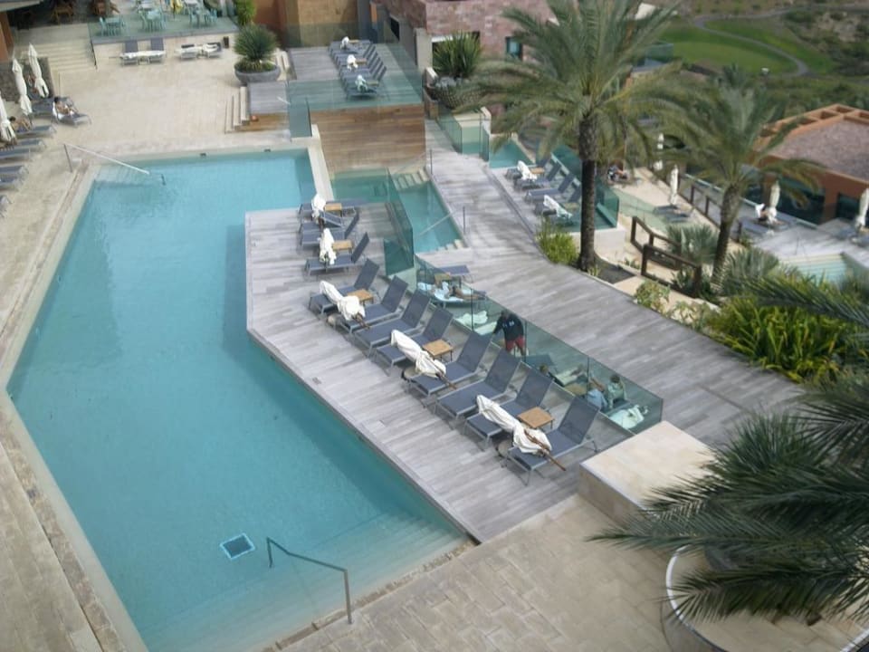 Einer der vielen Pools Salobre Hotel Resort & Serenity