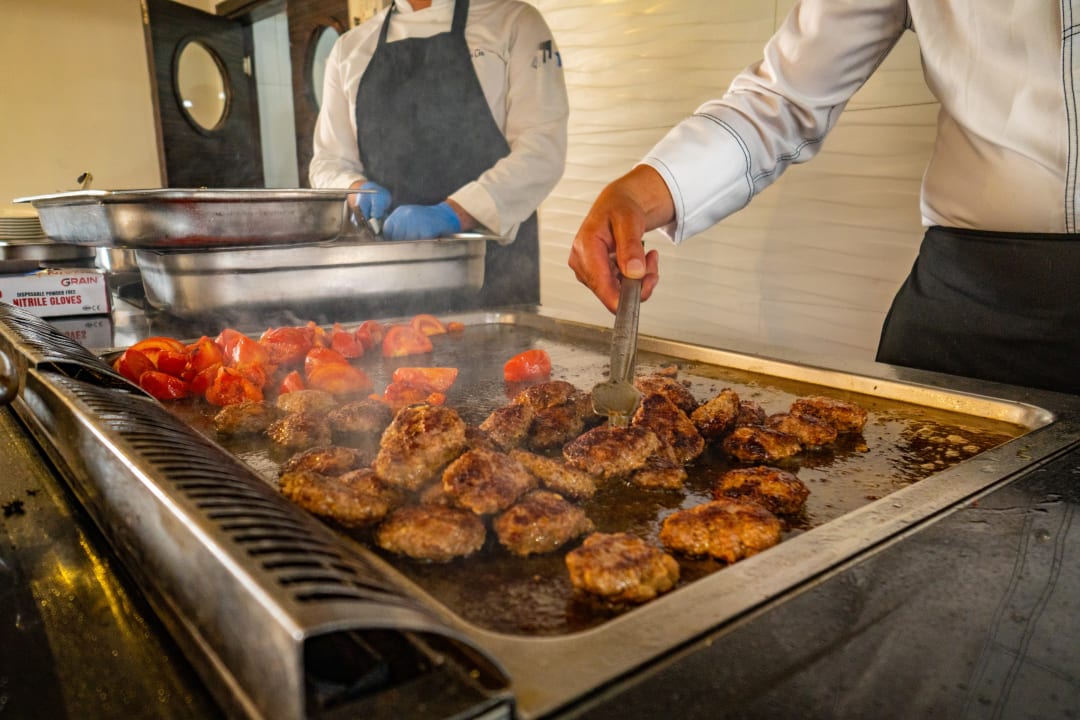 Gastro Karya Family Resort  All Inclusive