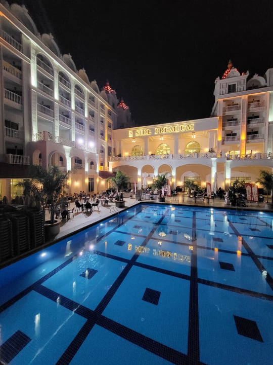 Pool Oz Hotels Side Premium