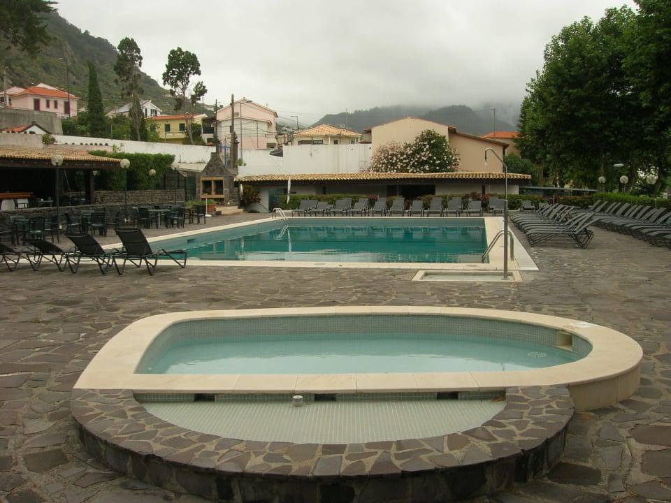 Basen Hotel Dom Pedro Madeira