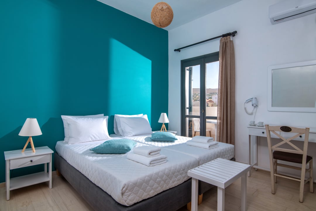 Zimmer Anemos Inn by Estia