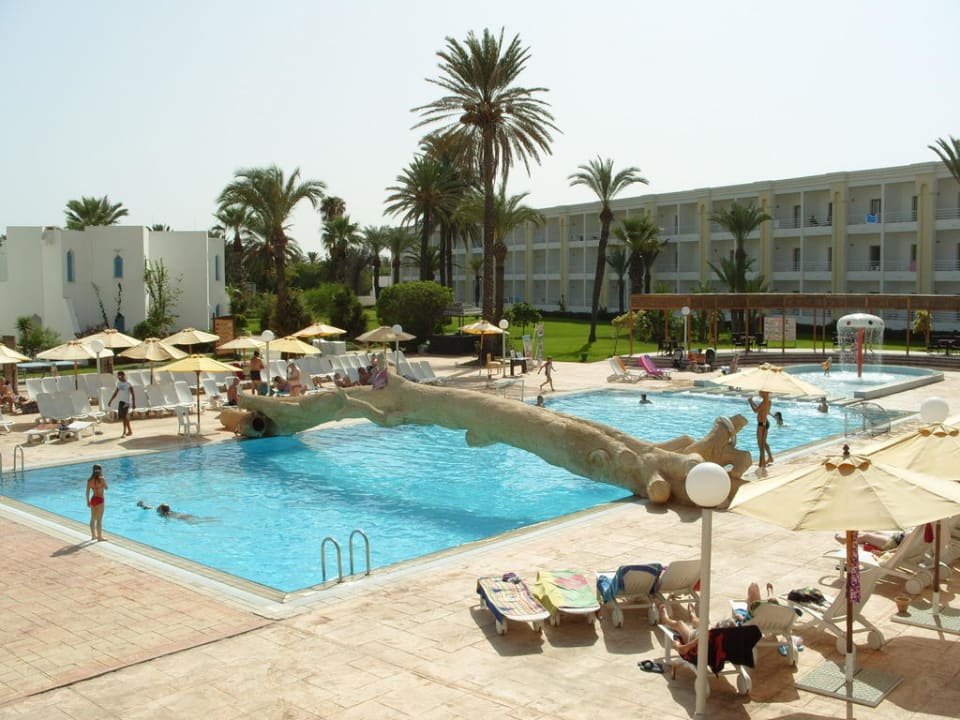 Basen Ruspina Beach Resort