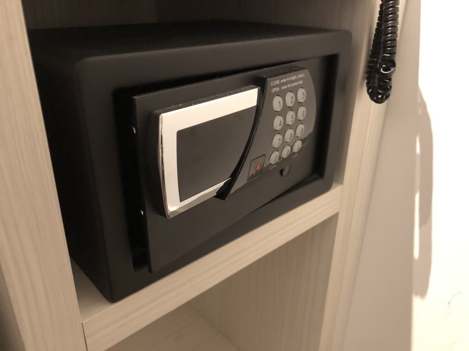 Zimmer Super 8 by Wyndham Freiburg