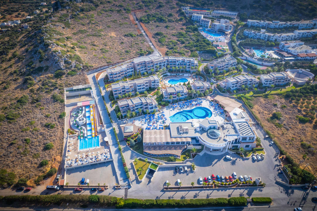 Außenansicht Grand Hotel Holiday Resort