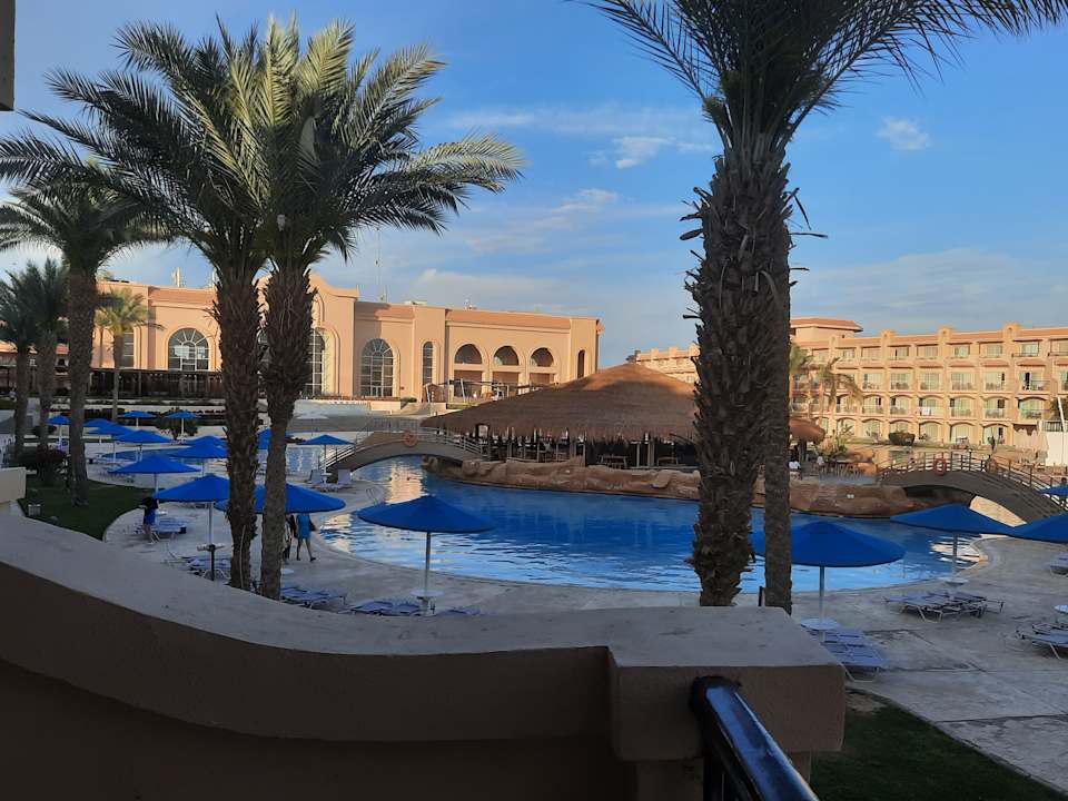Ausblick Pyramisa Beach Resort Sahl Hasheesh