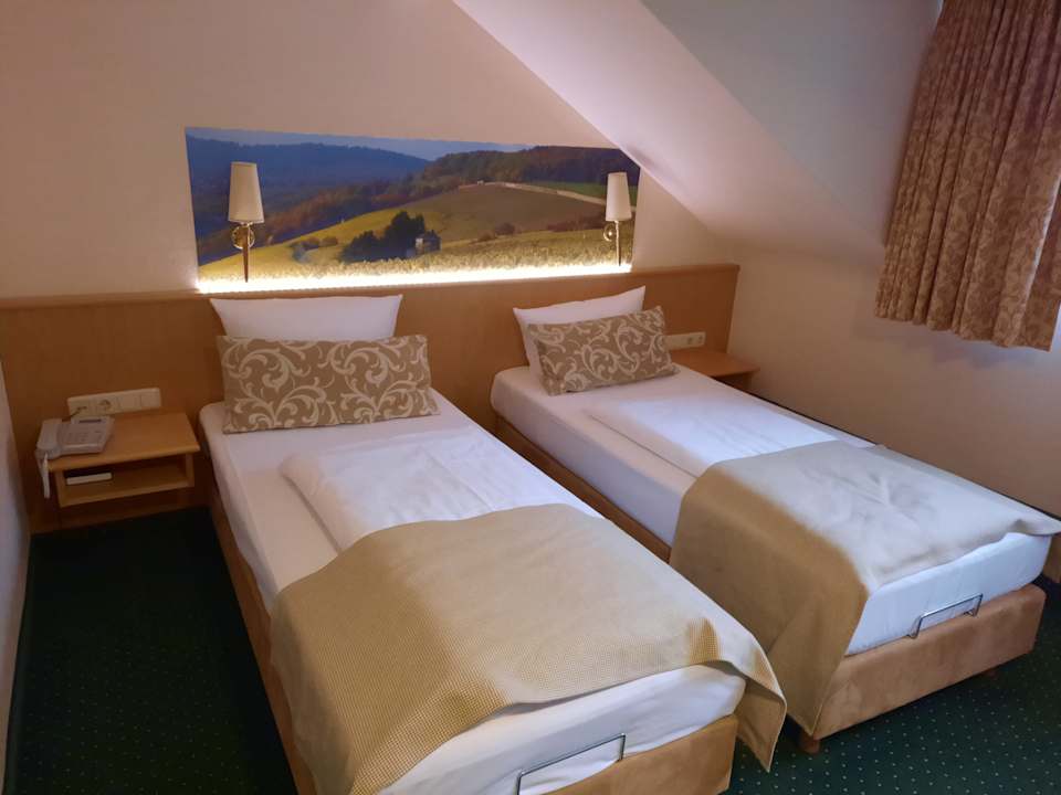 Zimmer AKZENT Waldhotel Rheingau