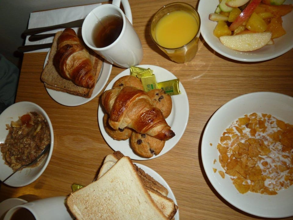 Inklusive- Das Continentale Breakfast Hotel Premier Inn London Hammersmith