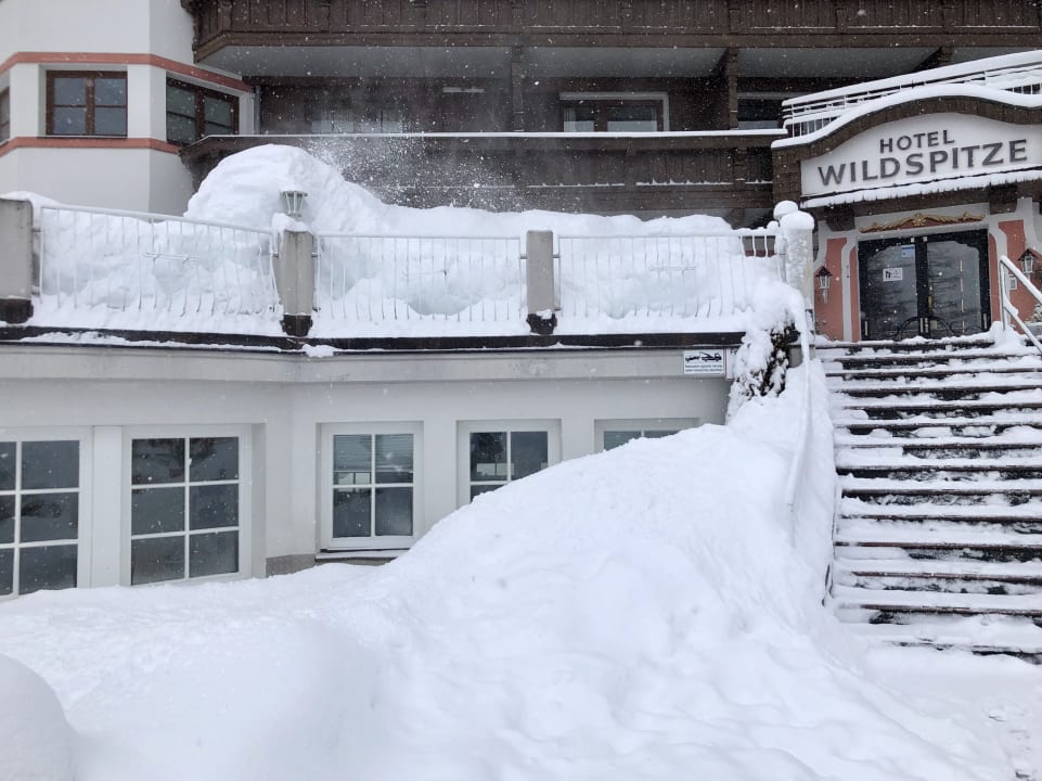 Außenansicht Verwöhnhotel Wildspitze