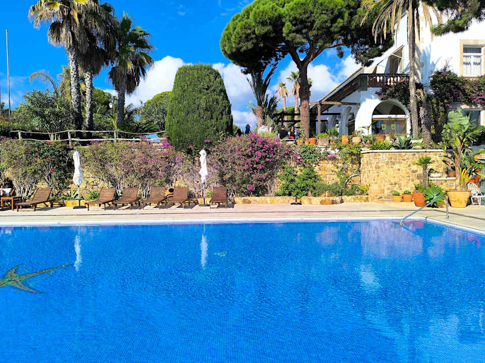 Pool Hotel Roger de Flor Seleqtta