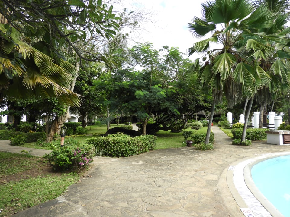 Pool Hotel Southern Palms Beach Resort