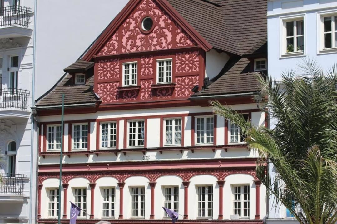 Hotelansicht in der Fußgängerzone Hotel Petr