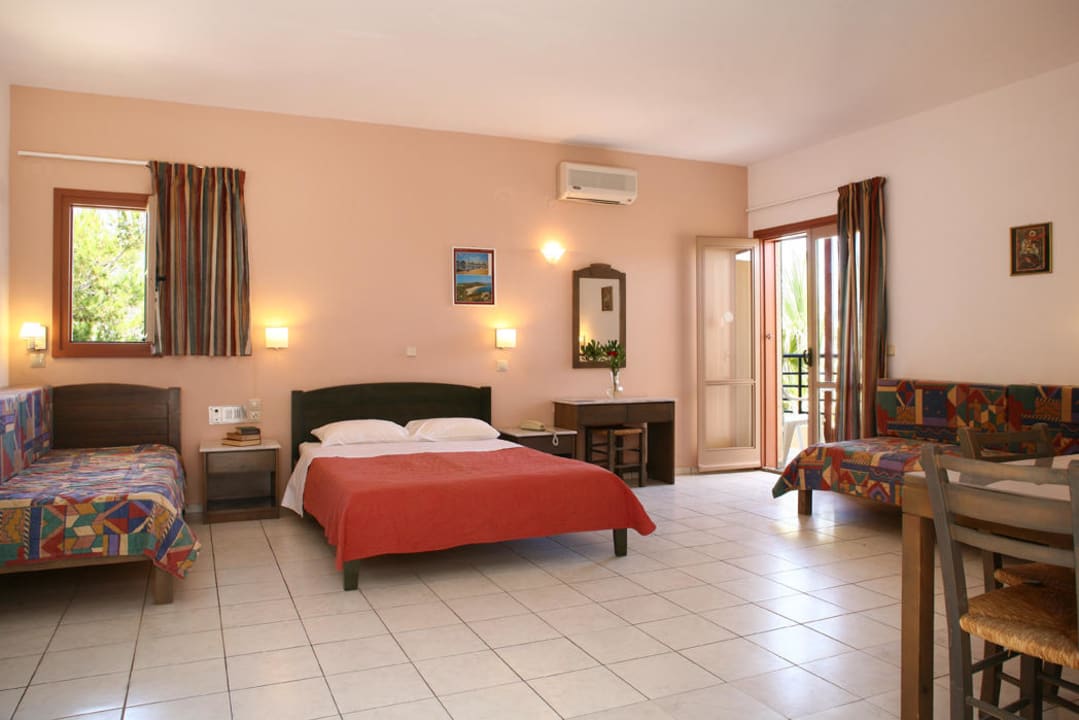 Studio 2-4 persons Hotel Latania Apartments