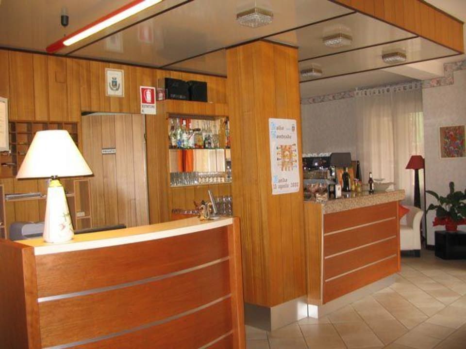 Rezeption Hotel Garni Capinera