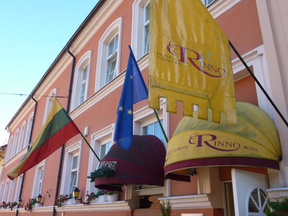 Hotelfassade Hotel Rinno