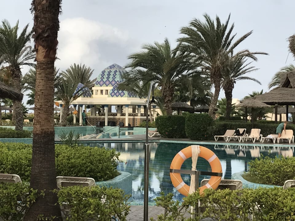 Pool Hotel Riu Karamboa