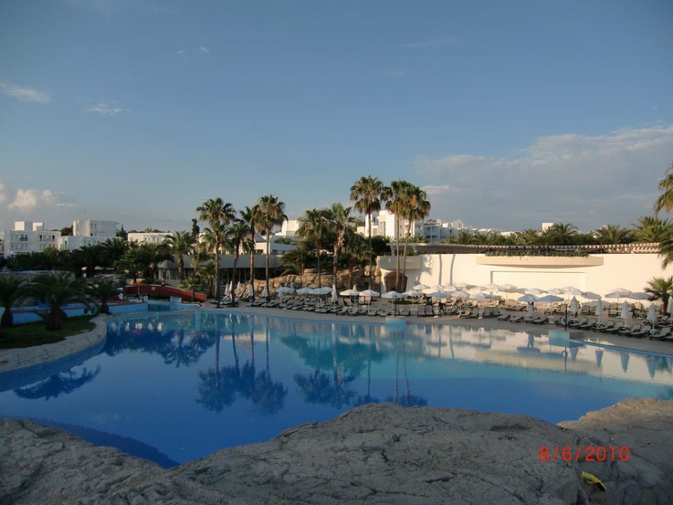 Blick vom Sofra auf den Relaxpool Monachus Family Resort Sorgun