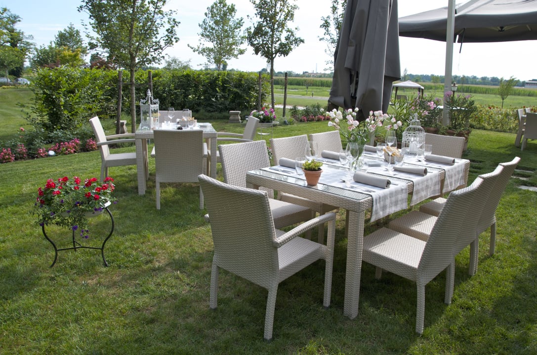 Ristorante esterno Agriturismo Antico Benessere