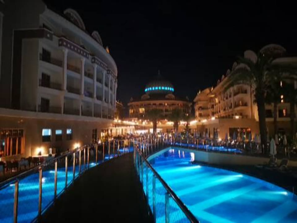 Außenansicht Kirman Belazur Resort & Spa