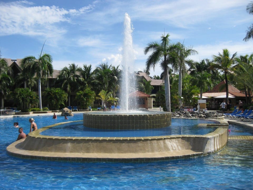Pool mit Springbrunnen Villas Bavaro Resort & Spa