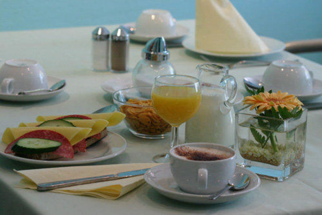 Top-Frühstück zum Start in den Tag Garden Bilk Hafen