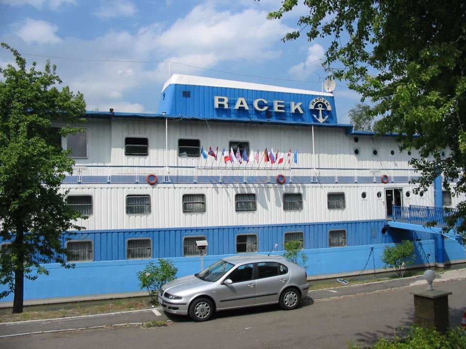 Außenansicht Botel Racek