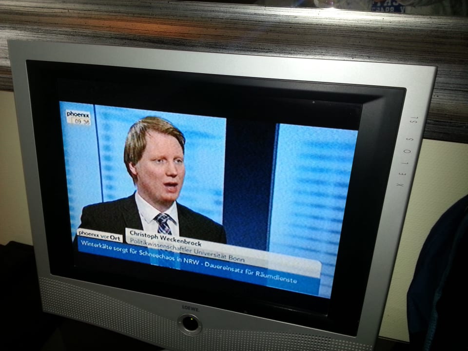 Schlechter Fernsehempfang auf zu kleinem Fernseher Quentin Design Hotel Berlin