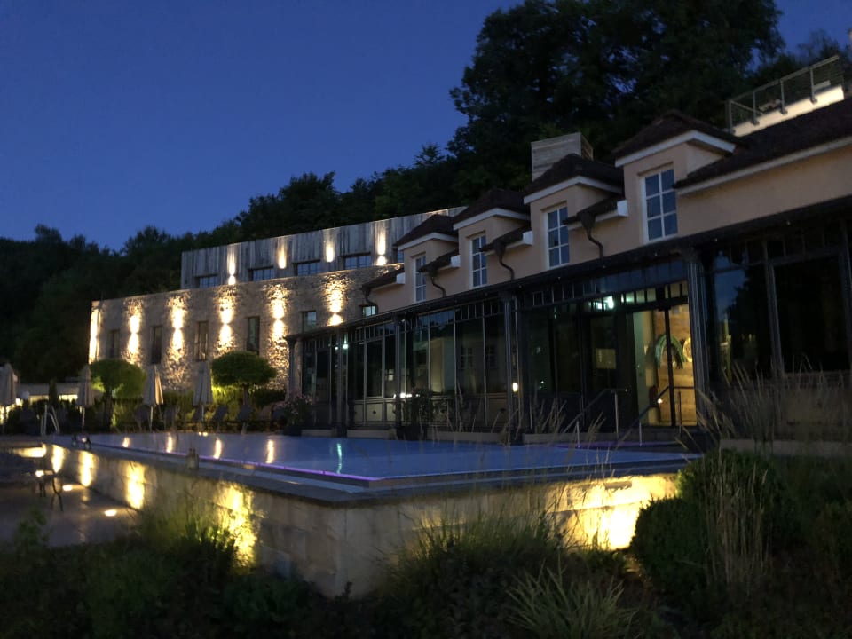 Pool bei Nacht BollAnts Spa im Park