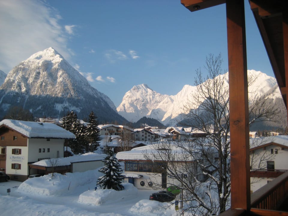 Südbalkon  dritte Etage super oder? Verwöhnhotel Kristall