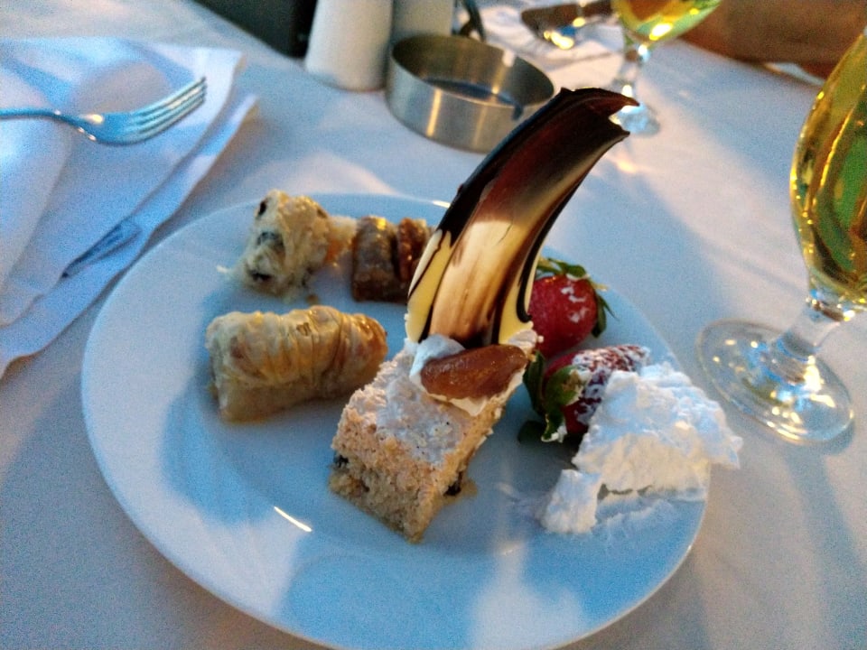 Gastro Starlight Resort Hotel