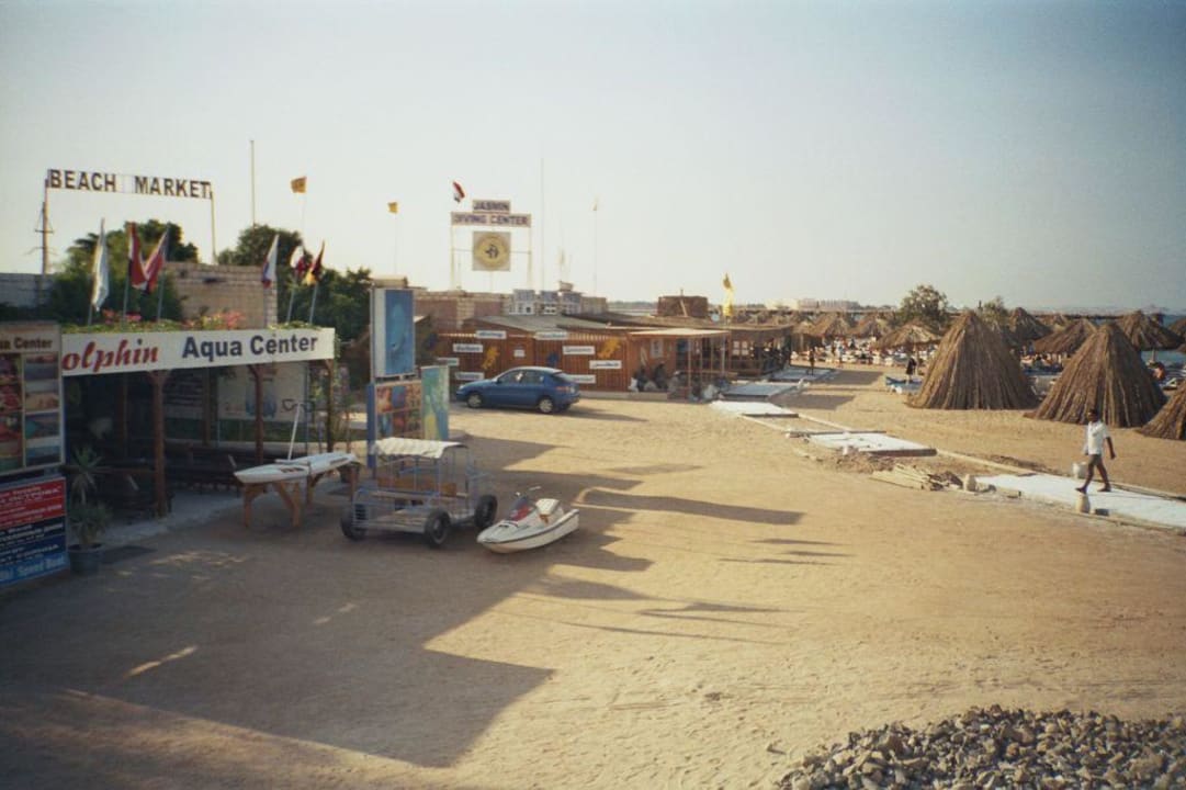 AuqaCenter Aladdin Beach Resort