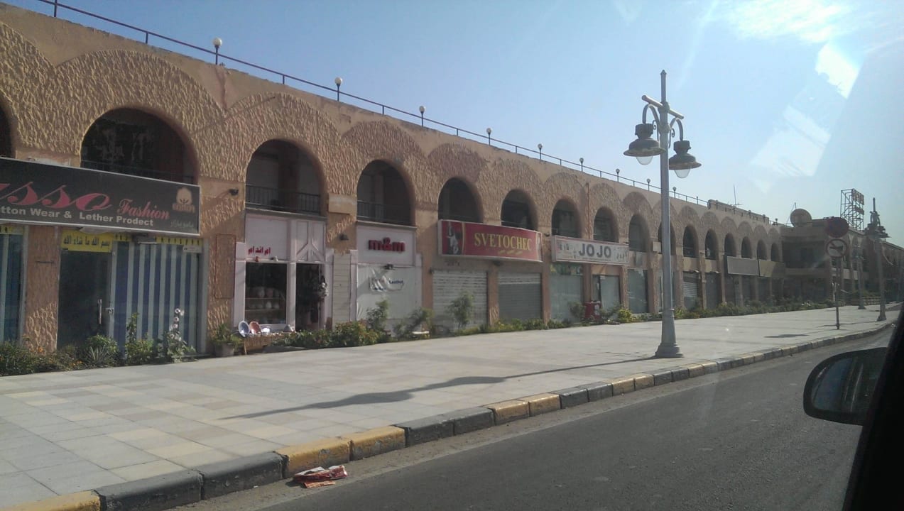 Rechte Einkaufspassage Giftun Azur Resort