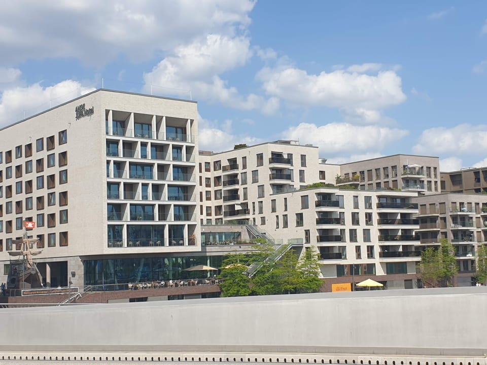 Außenansicht JUFA Hotel Hamburg HafenCity