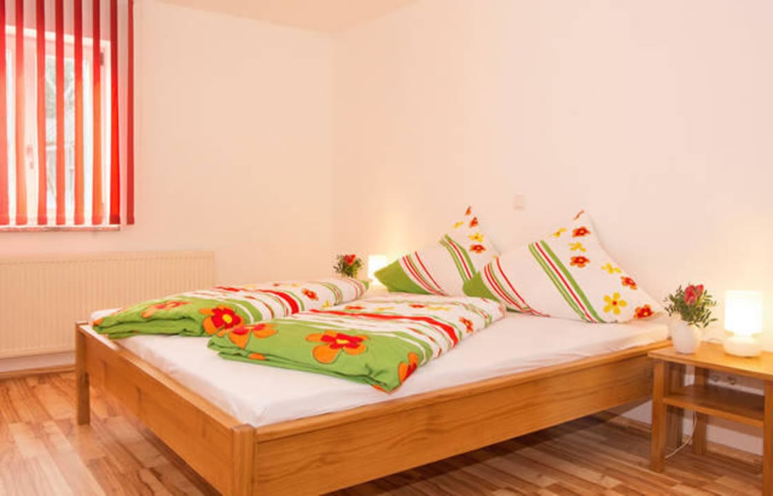 Gemütliches Schlafzimmer in der Ferienwohnung Ranzinger Hof