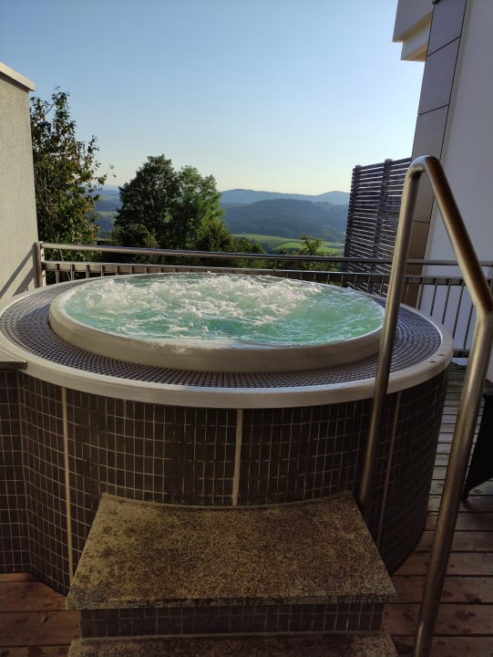 Pool Thula Wellnesshotel Bayerischer Wald