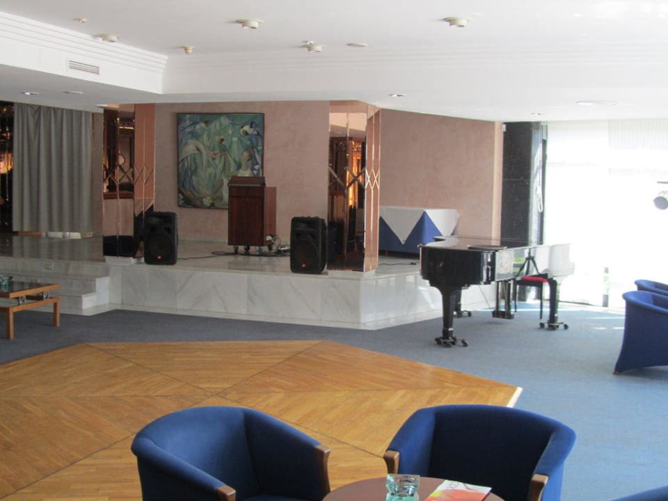 Blick in die Bar Hotel Serrano Palace