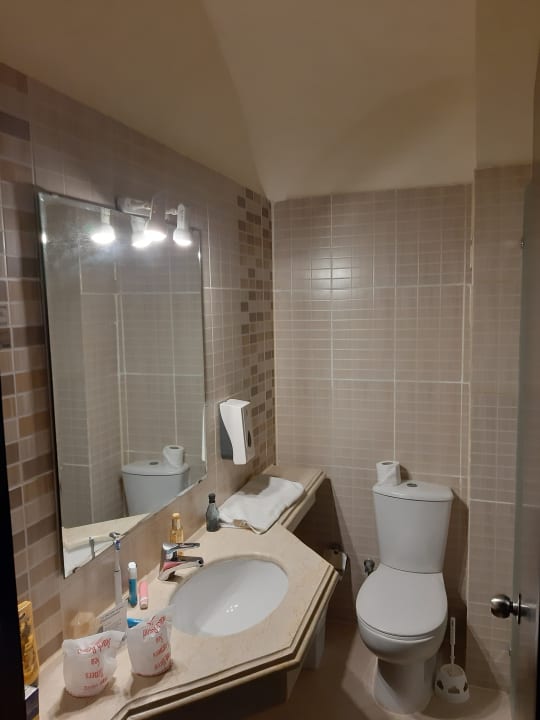 Zimmer Three Corners Sea Beach Resort