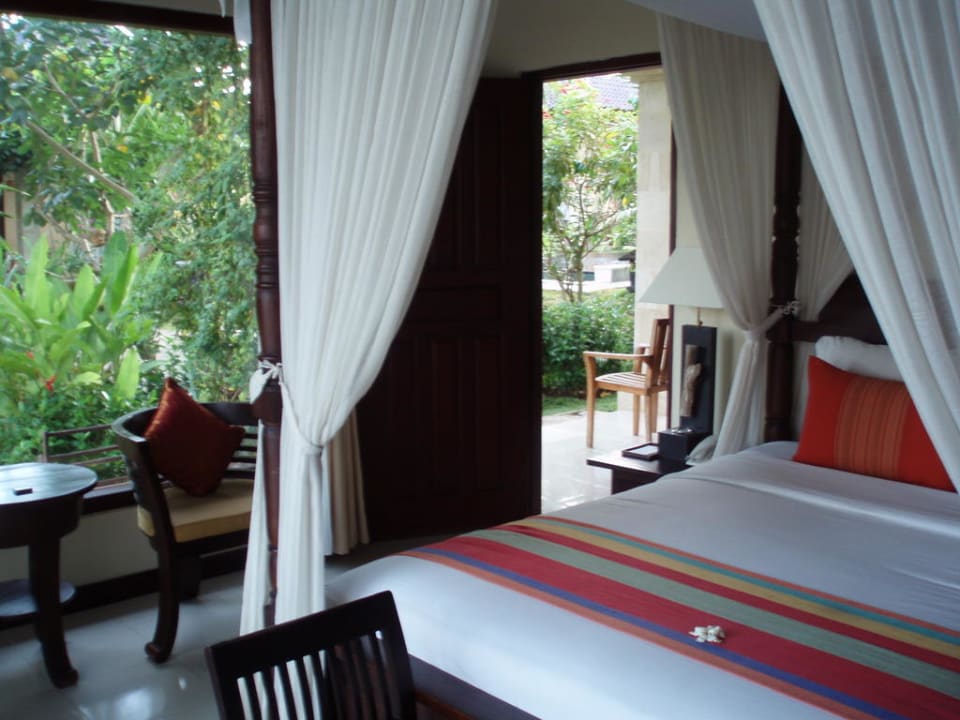 Schlafzimmer 1 Himmelbett Hotel Beji Ubud Resort