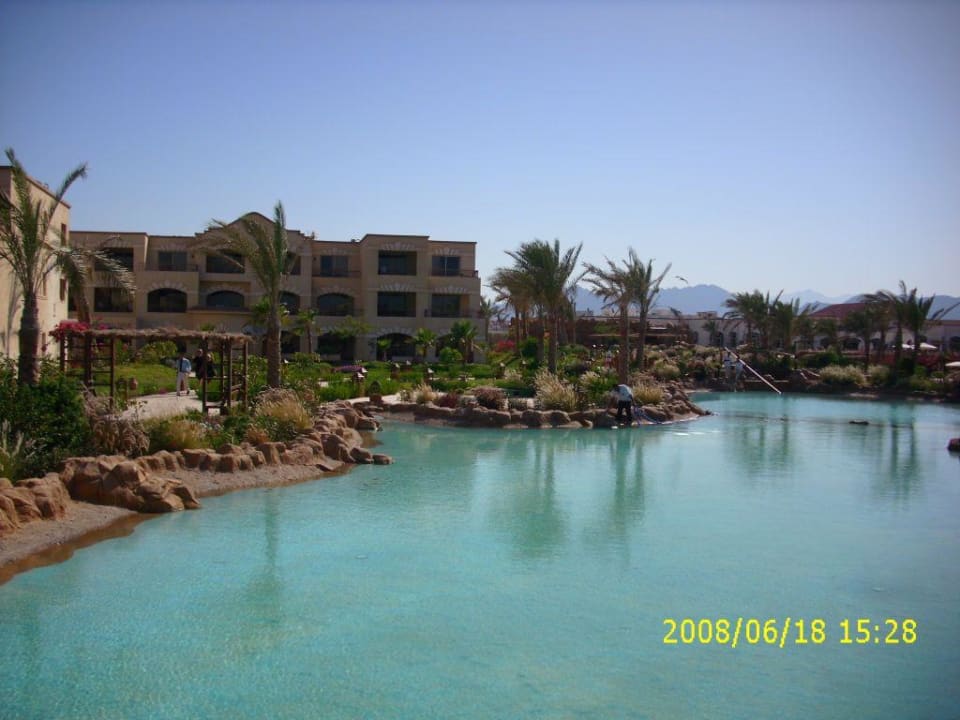 Jezioro na terenie hotelu Regency Plaza Aqua Park & Spa