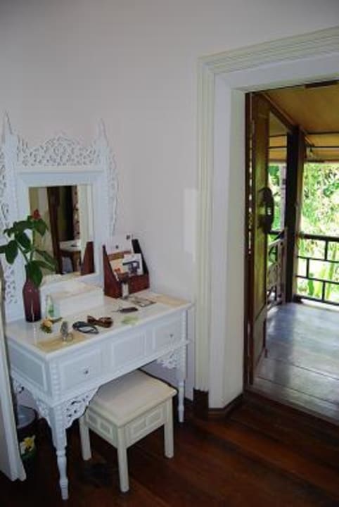 Eingang bzw. Kommode Le Paradis Boutique Resort & Spa