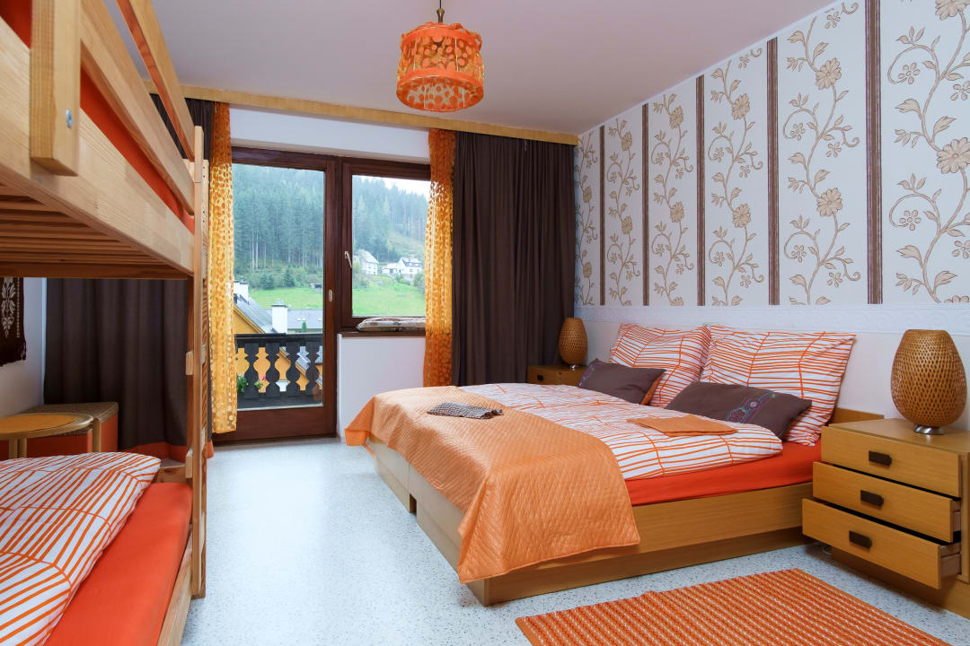 Zimmer Alpenpension Weltsprachen