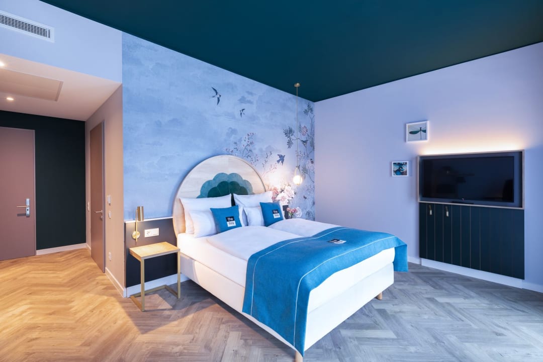 Zimmer Holiday Inn - the niu, Flower Konstanz