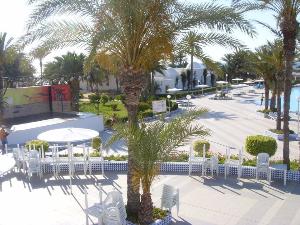 Große Poolterrasse Hotel El Mouradi Djerba Menzel